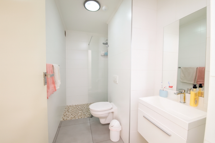 1 Bedroom Property for Sale in Observatory Western Cape